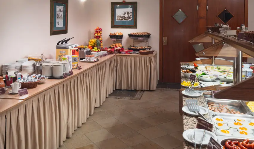 Hotel Honti Wellness s Konferencia Szlloda Visegrd - Mjus 1. (min. 2 j)