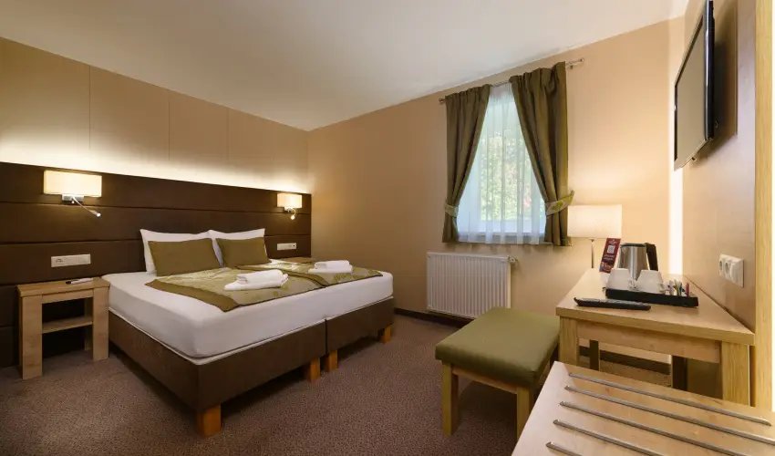 Hotel Honti Wellness s Konferencia Szlloda Visegrd - Mjus 1. (min. 2 j)