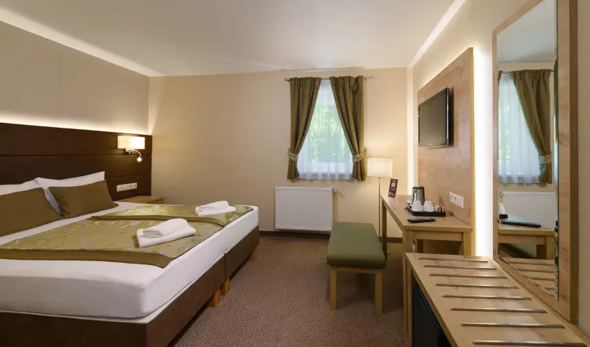 Hotel Honti Wellness s Konferencia Szlloda Visegrd - Mjus 1. (min. 2 j)