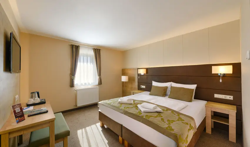 Hotel Honti Wellness s Konferencia Szlloda Visegrd - Mjus 1. (min. 2 j)