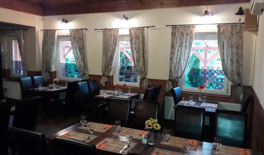 Hotel Hungaria Miskolctapolca Miskolctapolca - M�jus 1. (min. 2 �j)