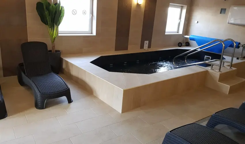 Hotel Hungaria Miskolctapolca Miskolctapolca - M�jus 1. (min. 2 �j)