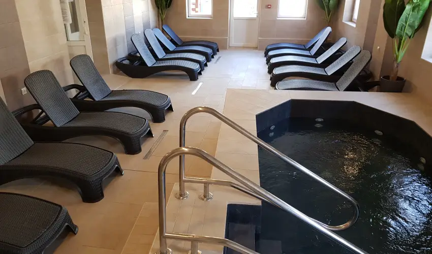 Hotel Hungaria Miskolctapolca Miskolctapolca - M�jus 1. (min. 2 �j)