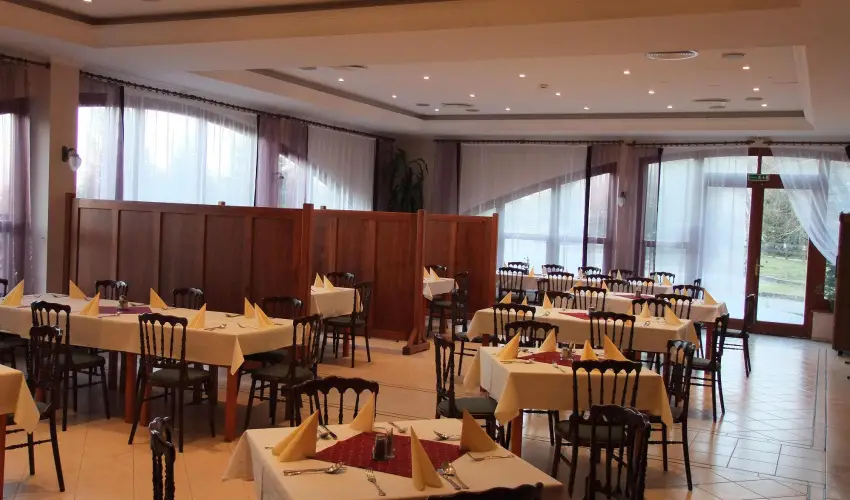 Hotel Hunor Storaljajhely - Mjus 1.