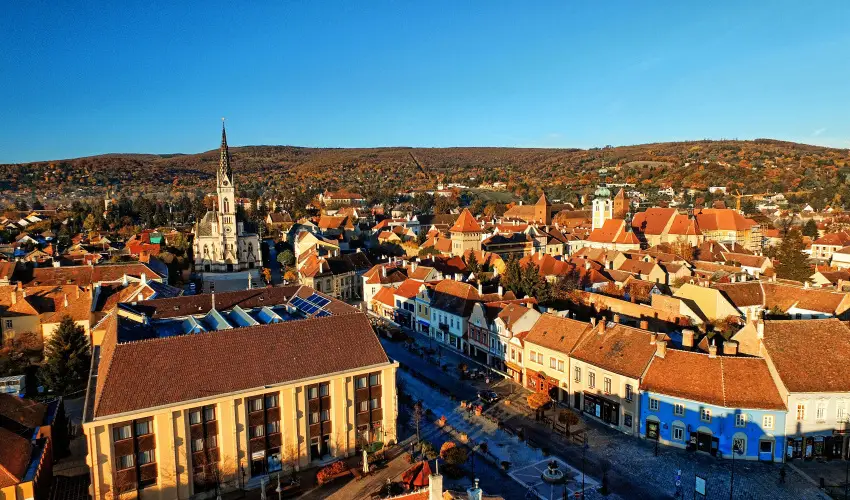 Hotel rottk Kszeg - Mjus 1. (min. 2 j)