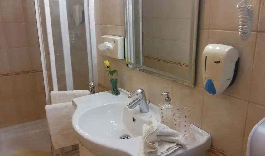 Hotel Isabell Gyr - Mjus 1.