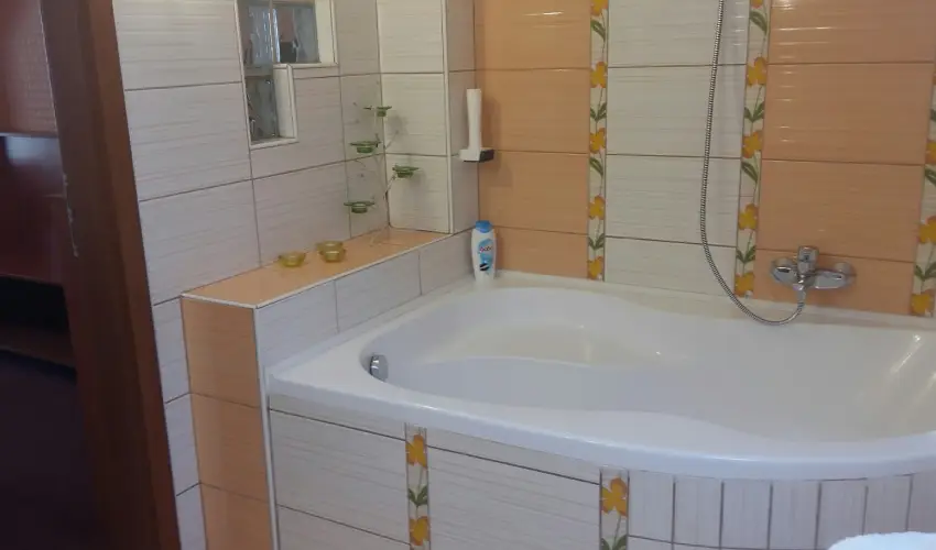 Hotel Isabell Gyr - Mjus 1.