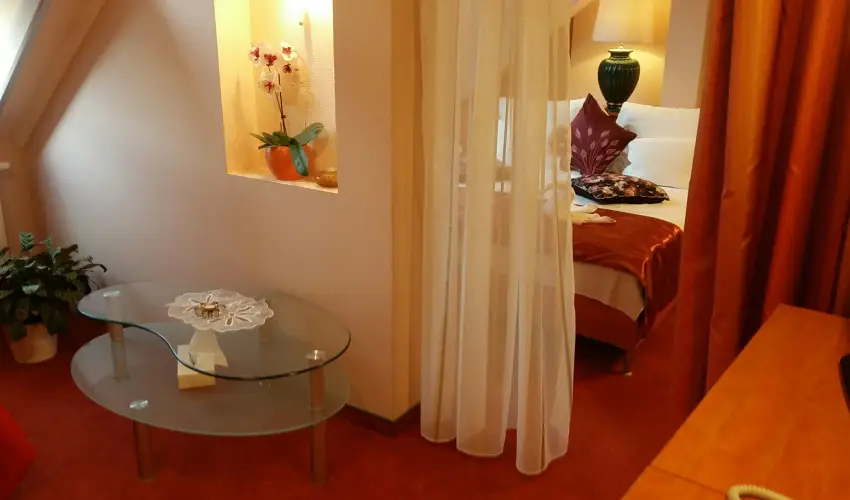 Hotel Isabell Gyr - Mjus 1.