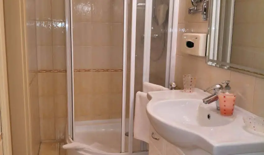 Hotel Isabell Gy�r - M�jus 1.