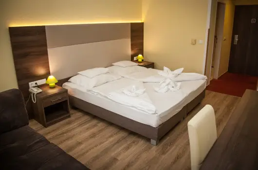 Hotel Jade - Mjus 1.