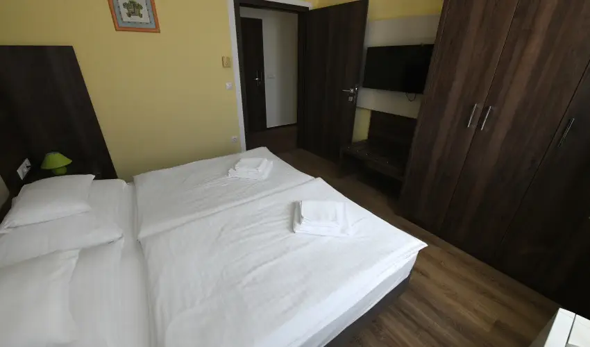 Hotel Jade Veszprm - Mjus 1.
