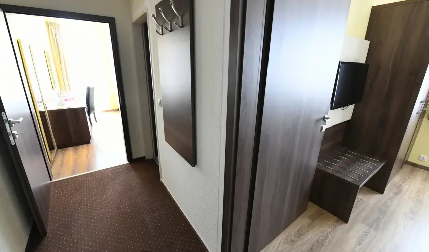 Hotel Jade Veszprm - Mjus 1.