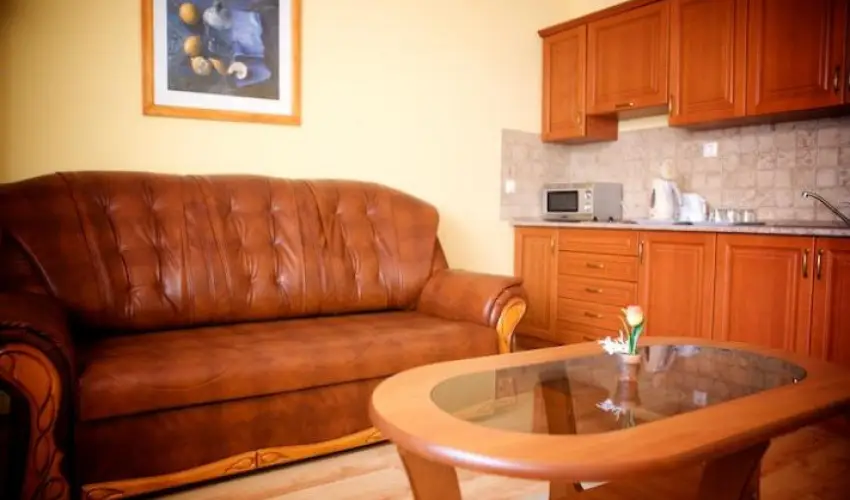 Hotel J�rja Hajd�szoboszl� - M�jus 1. 