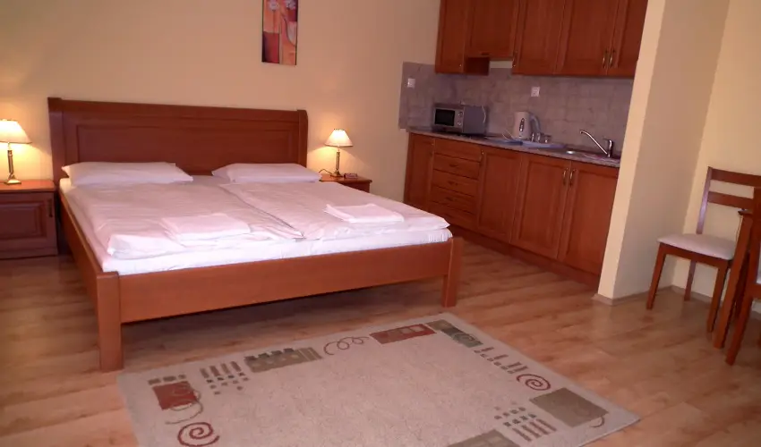 Hotel J�rja Hajd�szoboszl� - M�jus 1. 