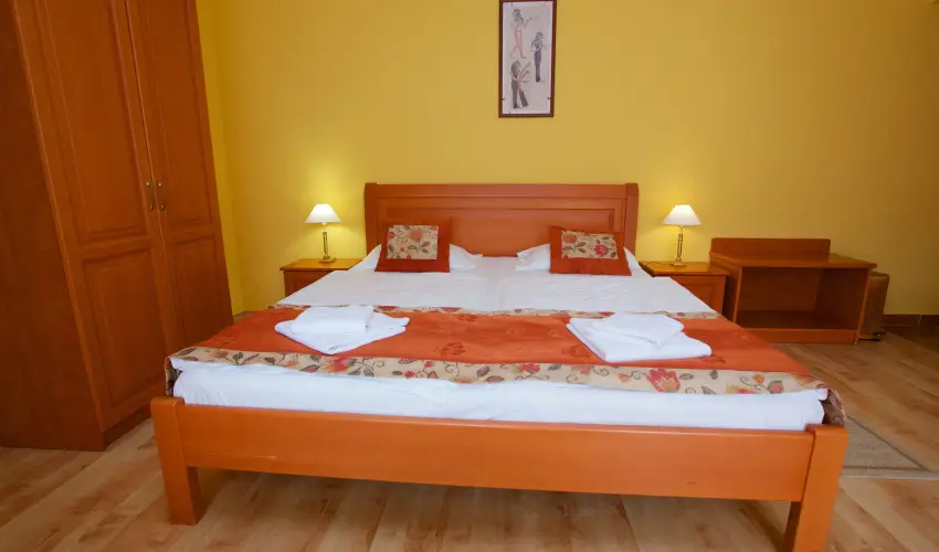 Hotel J�rja Hajd�szoboszl� - M�jus 1. 