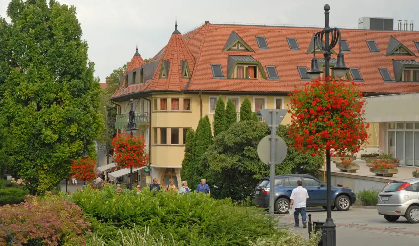 Hotel Kalma Hvz - Mjus 1. 