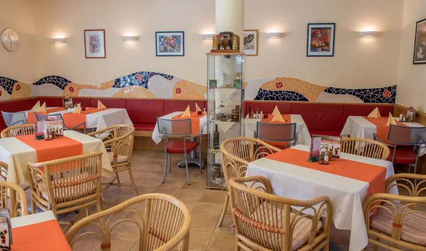 Hotel Kalma Hvz - Mjus 1. 