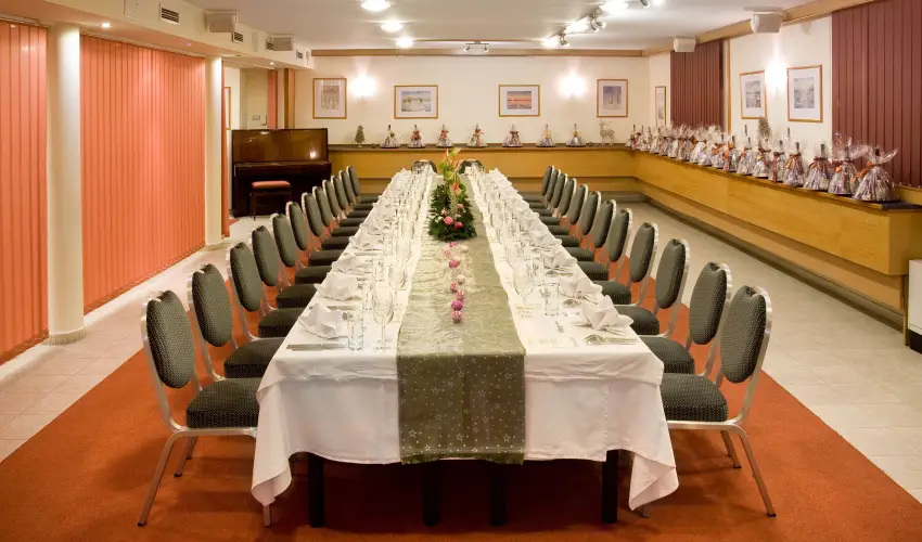 Hotel Klvria Gyr - Mjus 1. 