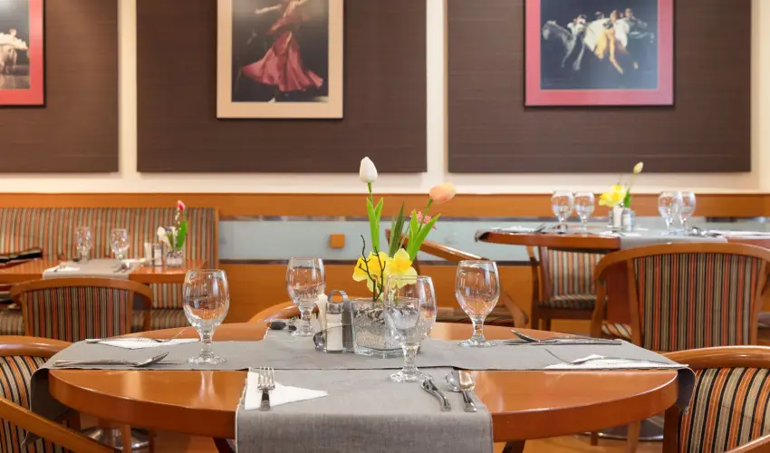 Hotel Klvria Gyr - Mjus 1. 