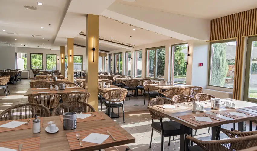 Hotel Karos Spa Zalakaros - Mjus 1. (min. 2 j)