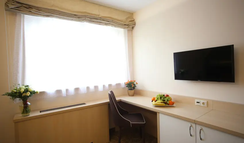 Hotel Kiss Tata - Mjus 1.