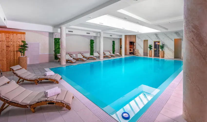 Hotel Kiss Tata - Mjus 1.