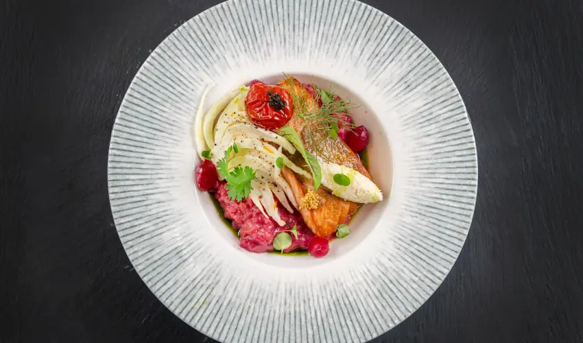 Hotel Kiss Tata - Mjus 1.