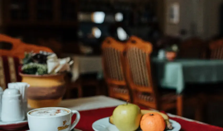 Hotel Korona Wellness, Rendezvny & Borhotel Eger Eger - Mjus 1. (min. 2 j)