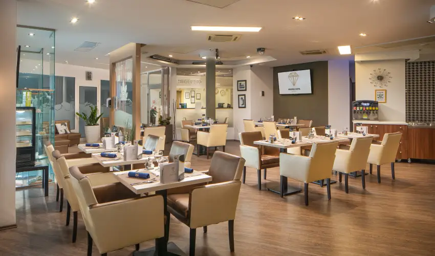 Kristly Hotel Keszthely - Mjus 1.