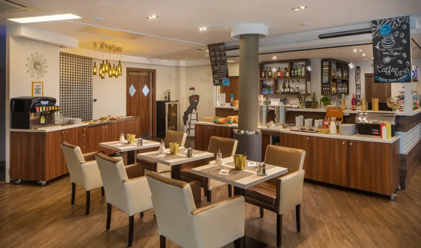 Kristly Hotel Keszthely - Mjus 1.