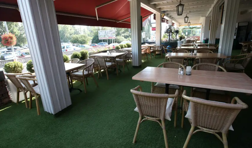 Hotel Laroba Alsrs - Mjus 1. - teljes elrefizetssel (min. 2 j)