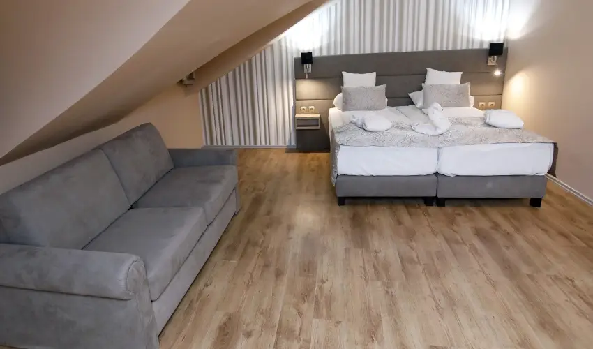 Hotel Laroba Alsrs - Mjus 1. - teljes elrefizetssel (min. 2 j)