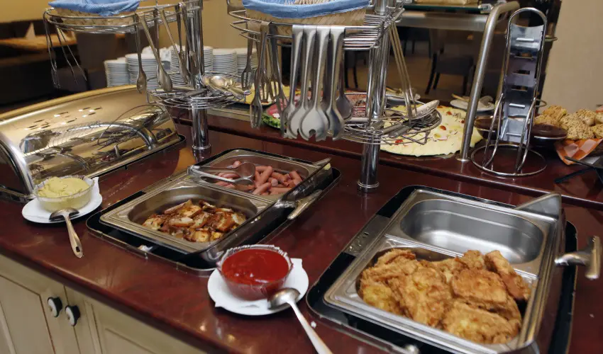 Hotel Laroba Alsrs - Mjus 1. - teljes elrefizetssel (min. 2 j)