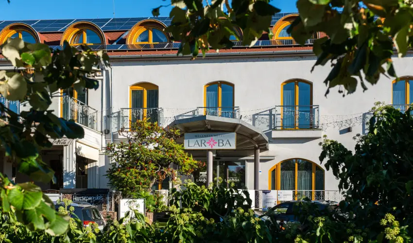 Hotel Laroba Als��rs - M�jus 1. (min. 2 �j)