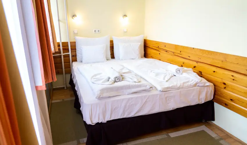 Majerik Hotel Hvz - Mjus 1. 