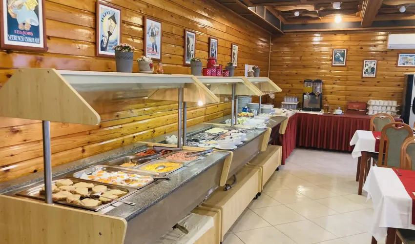 Majerik Hotel Hvz - Mjus 1. 