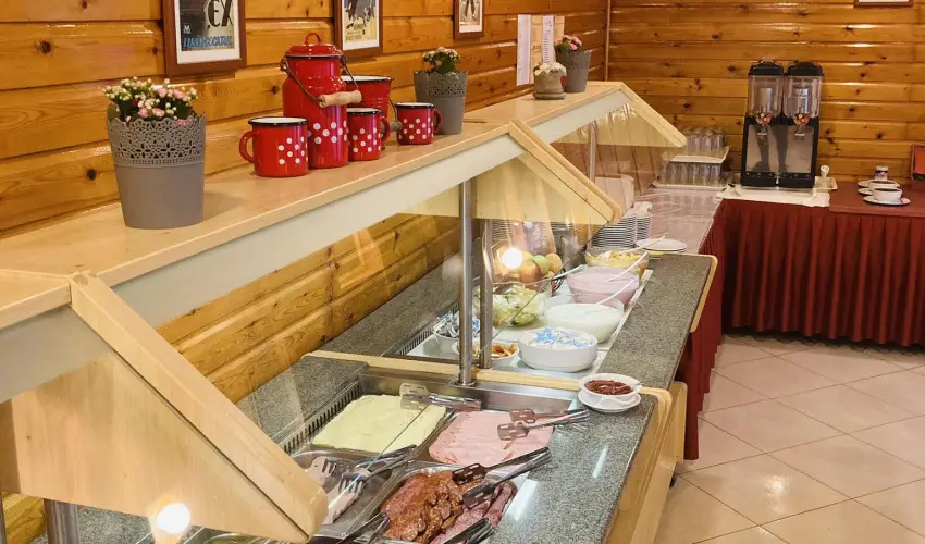 Majerik Hotel Hvz - Mjus 1. 