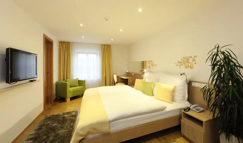 Hotel Historia Malomkert Veszpr�m - M�jus 1.