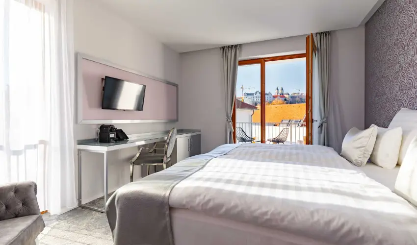 Hotel Historia Malomkert Veszpr�m - M�jus 1.