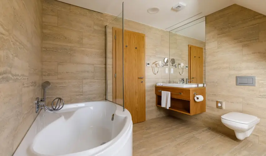 Hotel Historia Malomkert Veszpr�m - M�jus 1.