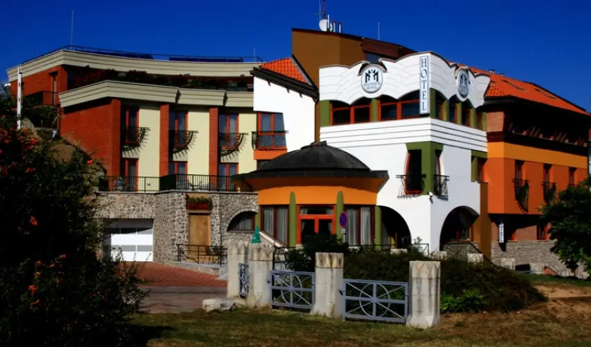 Sndor Hotel Pcs - Mjus 1. 