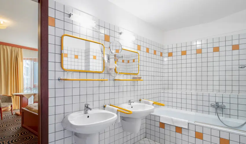 Sndor Hotel Pcs - Mjus 1. 