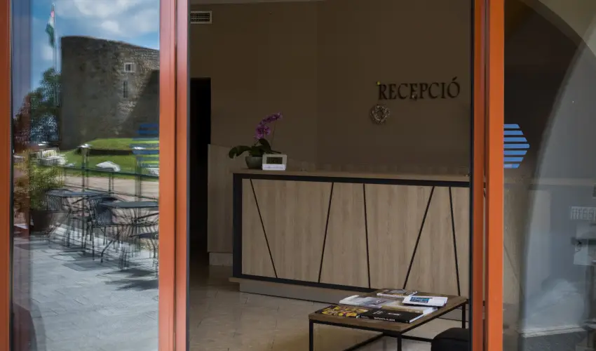 Sndor Hotel Pcs - Mjus 1. 