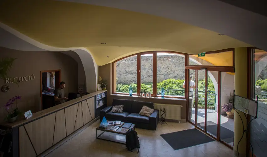 Sndor Hotel Pcs - Mjus 1. 