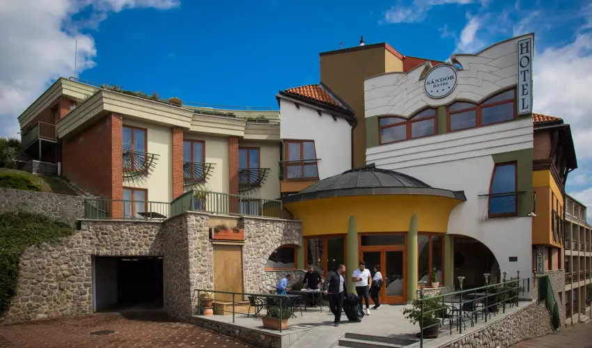 S�ndor Hotel P�cs - M�jus 1. 