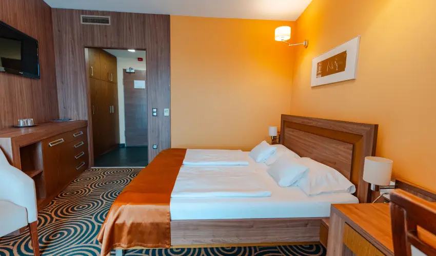 S�ndor Hotel P�cs - M�jus 1. 