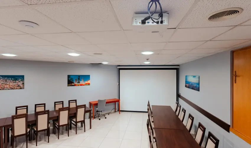 S�ndor Hotel P�cs - M�jus 1. 