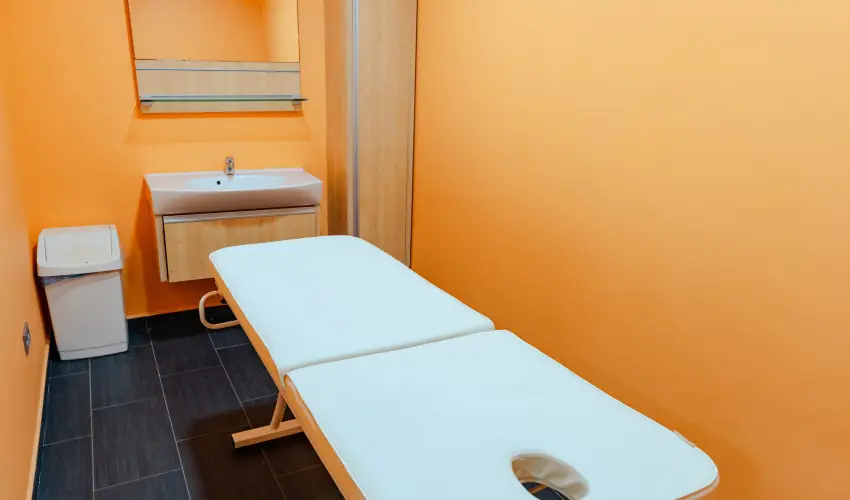 S�ndor Hotel P�cs - M�jus 1. 