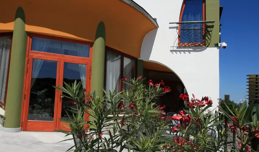 Sndor Hotel Pcs - Mjus 1. 