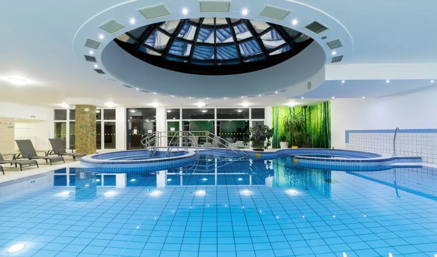 Hotel Napfny Zalakaros - Mjus 1. - teljes elrefizetssel (min. 3 j)